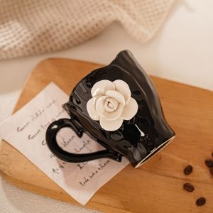 1pc, Handmade Pinch Craft Ceramic Mug, Camellia Mug, Black Premium Exquisite Design Coffee Mug, Latte Mug, Milk Mug, Breakfast Mug, Suitable For Office, Restaurant, Afternoon Tea & Coffee, Birthday Gift, Holiday Gift, Valentine's Day 400ml/13.5oz